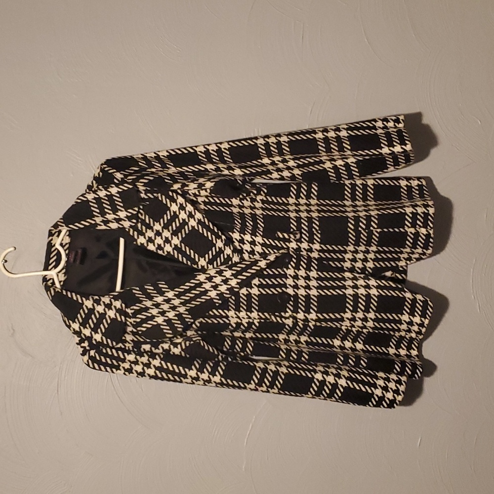 Women's Black and White Houndstooth Jacket
